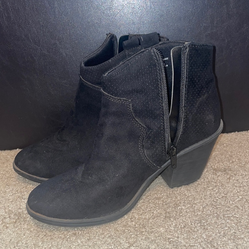 Black boots